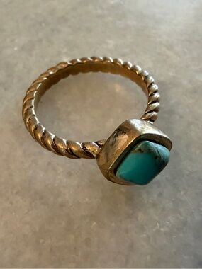 Barse Thai brass Twisted Band Ring with Turquoise Stone